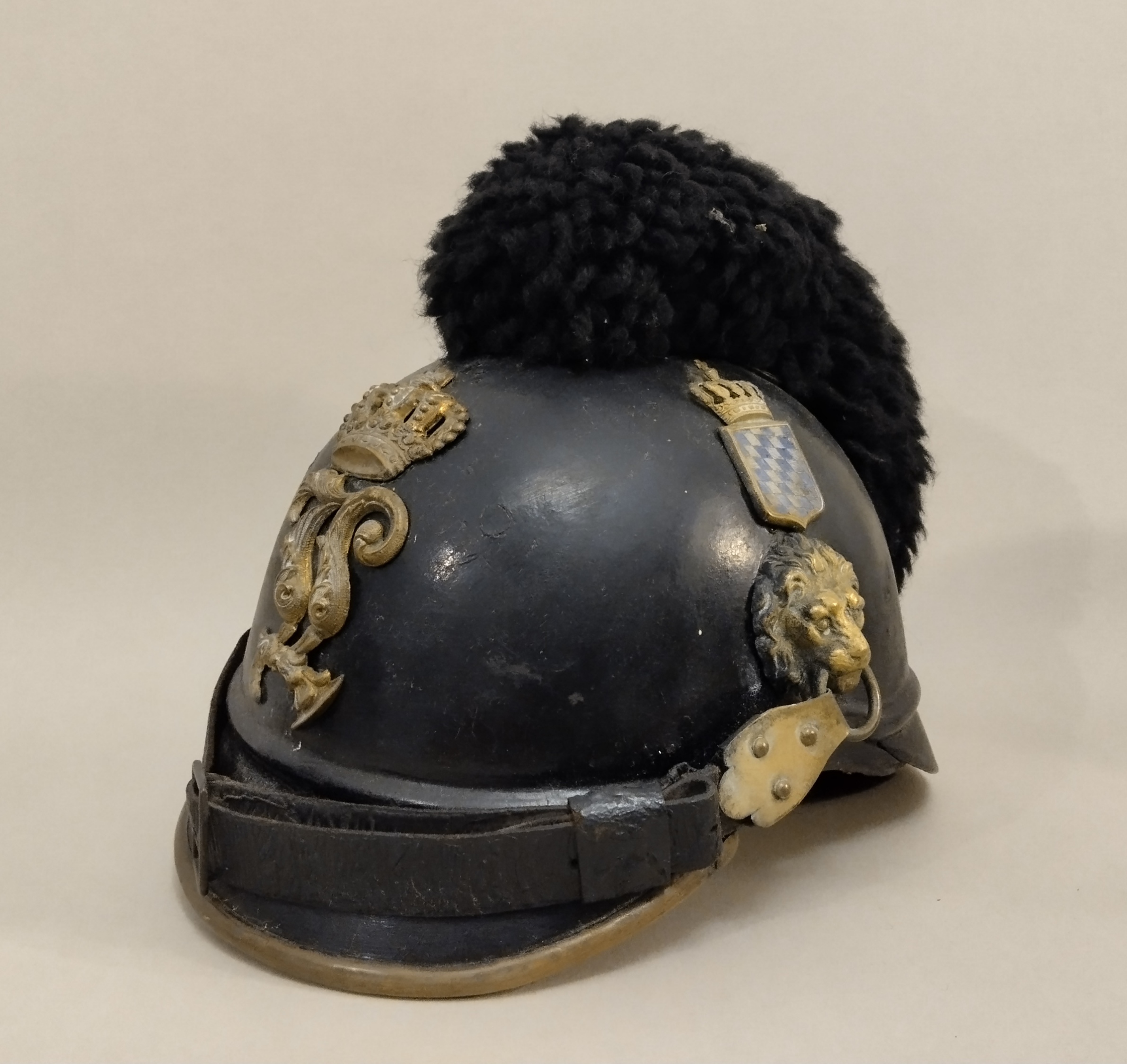 bavarian raupenhelm-jager-raupenhelm-bavarian helmet m. 1896